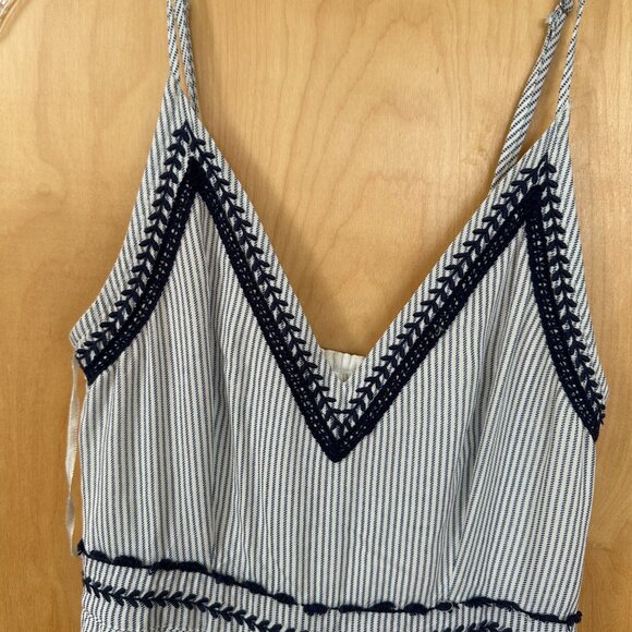 Embroidered pinstriped romper - Picture 3 of 4